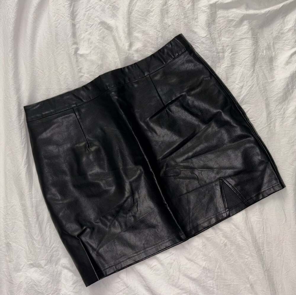 Lulus Black Faux Leather Mini Skirt with Front Slit